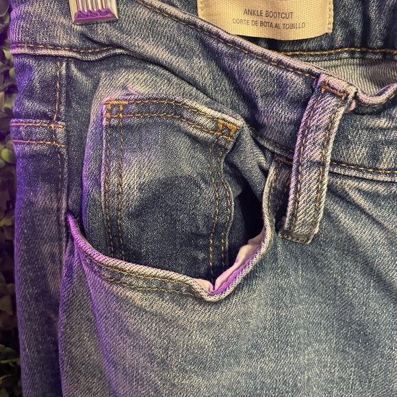 Universal Thread Denim Jeans Size 2 - Picture 4 of 7
